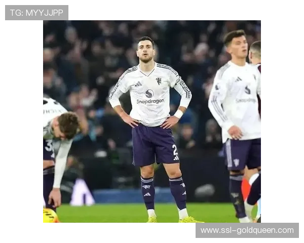 曼联B费伤情乐观，中场人手紧缺，红魔潜力新星能否解救困境？